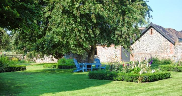 セットフォード Grange Farm Bed & Breakfast エクステリア 写真