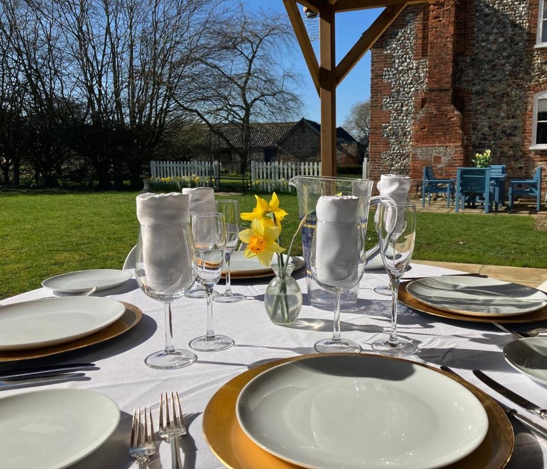 セットフォード Grange Farm Bed & Breakfast エクステリア 写真
